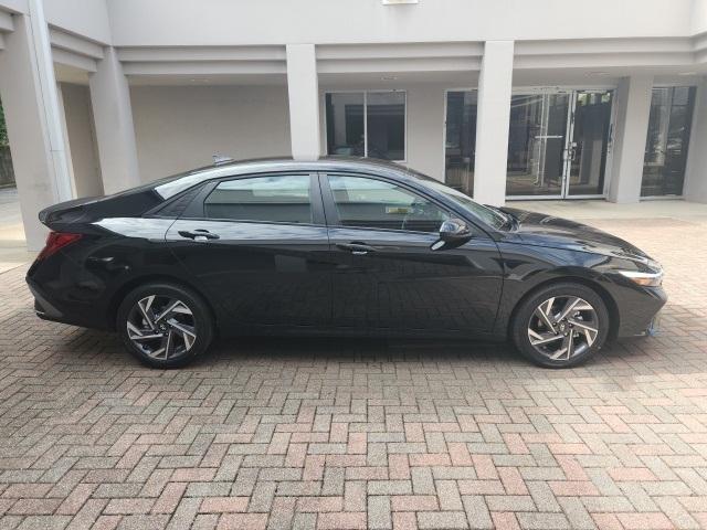 new 2025 Hyundai Elantra car, priced at $24,705