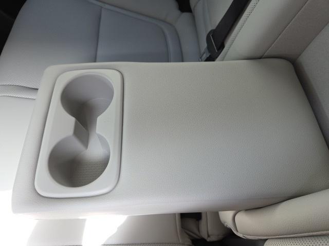 new 2025 Hyundai TUCSON Hybrid car, priced at $43,395
