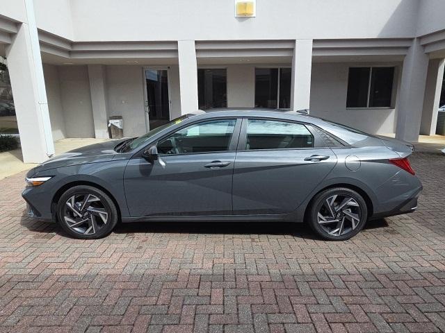 new 2025 Hyundai ELANTRA HEV car, priced at $29,280