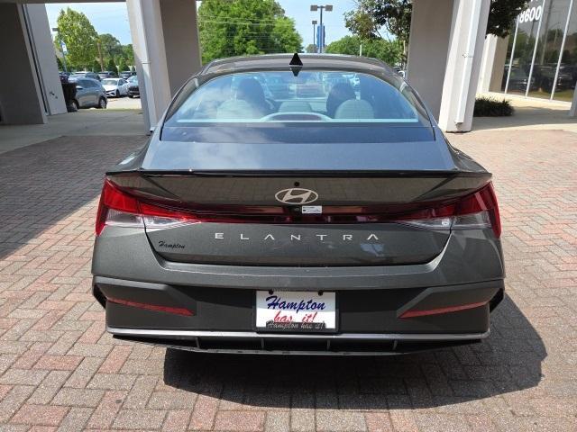 new 2025 Hyundai Elantra car, priced at $25,010