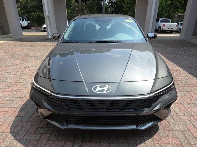 new 2025 Hyundai Elantra car, priced at $25,010
