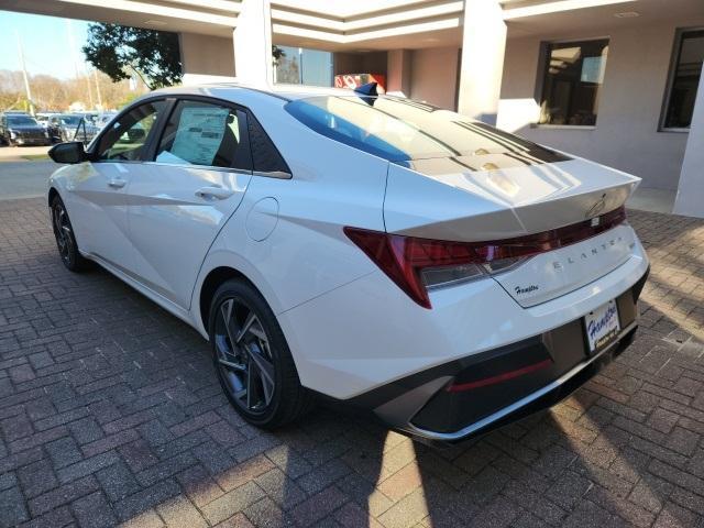 new 2025 Hyundai Elantra car, priced at $28,690