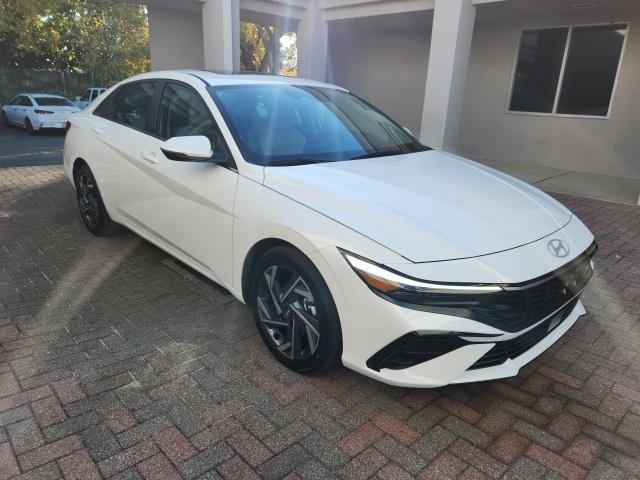 new 2025 Hyundai Elantra car, priced at $28,690