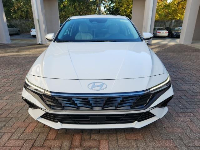 new 2025 Hyundai Elantra car, priced at $28,690