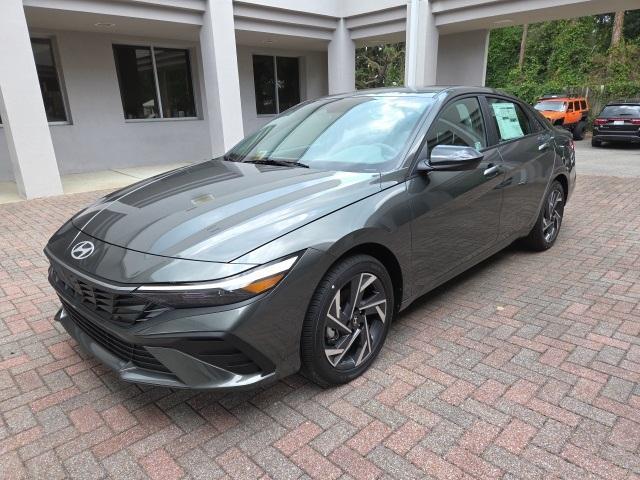 new 2025 Hyundai Elantra car, priced at $25,040
