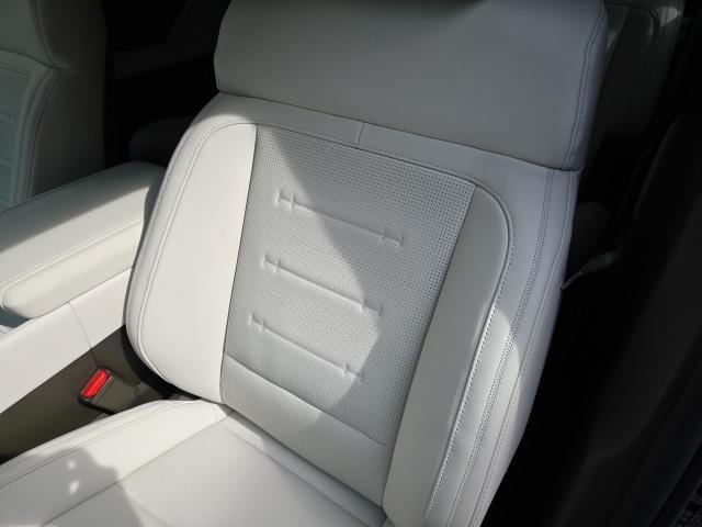 new 2025 Hyundai Santa Fe car, priced at $49,389