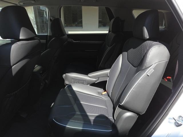 new 2025 Hyundai Palisade car, priced at $42,629