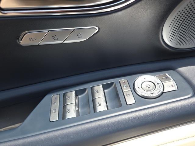 new 2025 Genesis GV80 car, priced at $82,950