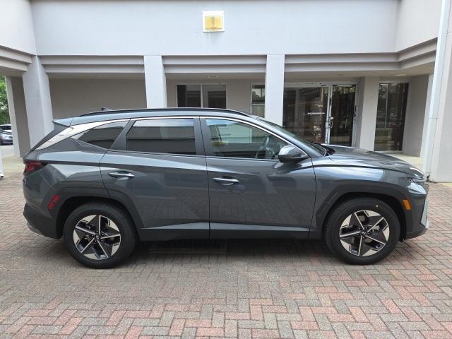 new 2025 Hyundai Tucson car, priced at $33,250