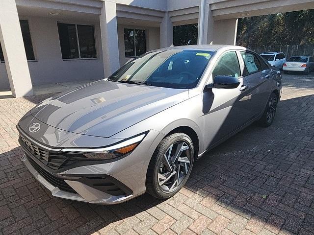 new 2025 Hyundai Elantra car, priced at $24,670