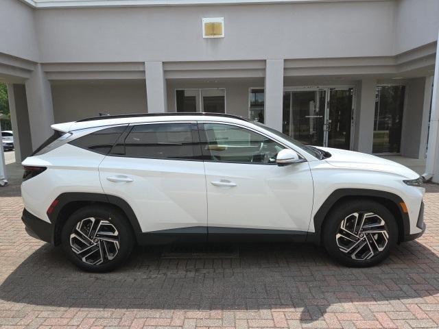 new 2025 Hyundai Tucson car, priced at $41,880