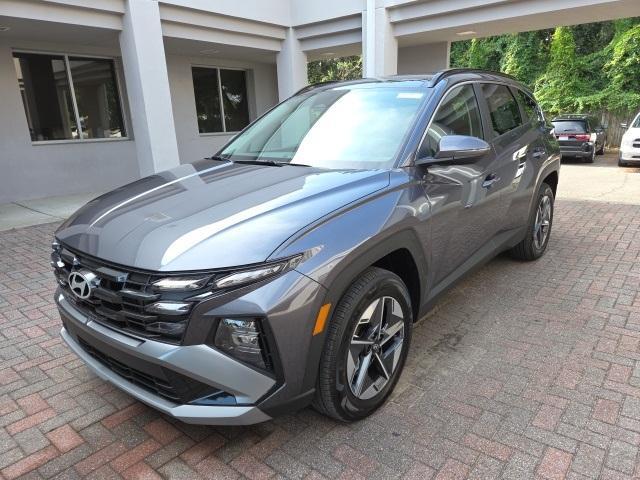 new 2025 Hyundai TUCSON Hybrid car, priced at $37,960