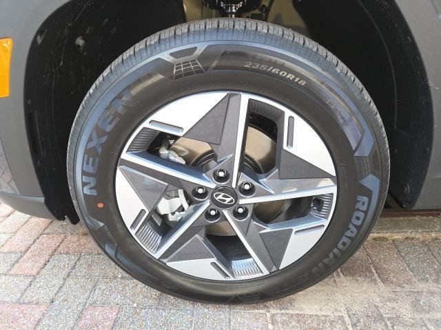 new 2025 Hyundai TUCSON Hybrid car, priced at $37,960