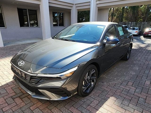 new 2025 Hyundai Elantra HEV car, priced at $28,715