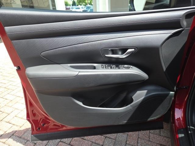 new 2025 Hyundai Tucson car, priced at $33,415