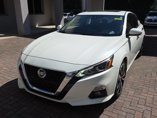 used 2020 Nissan Altima car, priced at $15,999