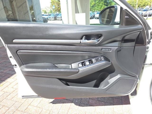 used 2020 Nissan Altima car, priced at $15,999