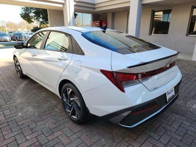 new 2025 Hyundai Elantra car, priced at $25,160