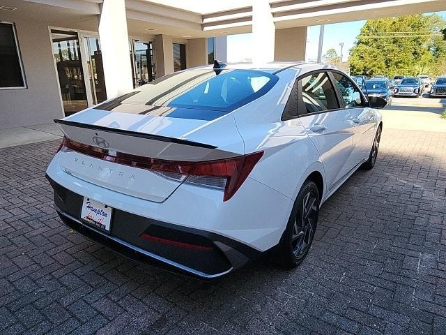 new 2025 Hyundai Elantra car, priced at $25,160