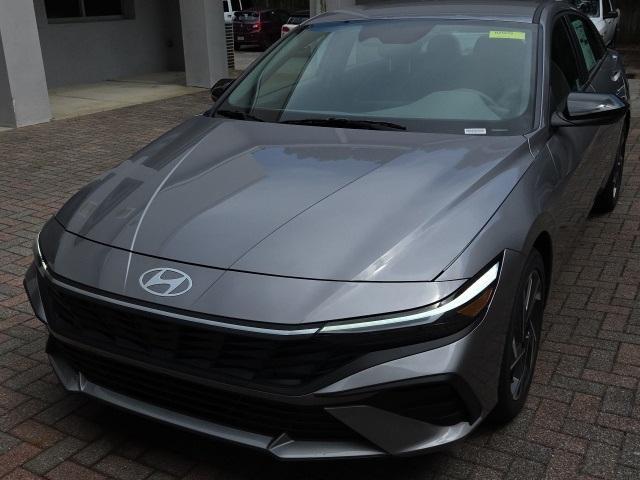 new 2025 Hyundai Elantra car, priced at $25,035