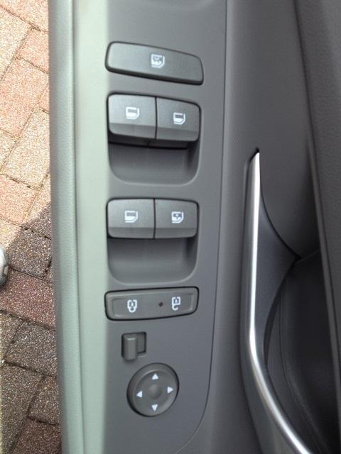 new 2025 Hyundai Elantra car, priced at $25,035
