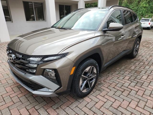 new 2025 Hyundai Tucson Hybrid car, priced at $38,274