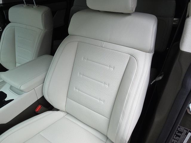 new 2025 Hyundai Santa Fe car, priced at $49,469