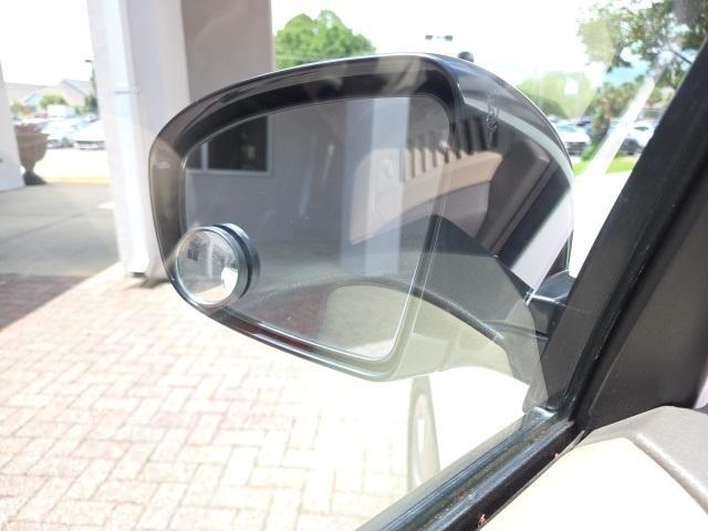 used 2010 Nissan Murano car, priced at $7,798