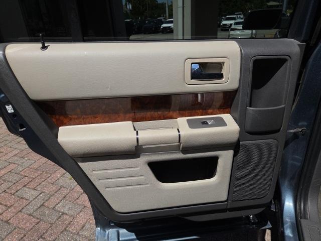 used 2010 Ford Flex car, priced at $3,750