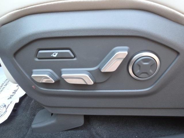 new 2025 Hyundai Santa Fe car, priced at $49,690