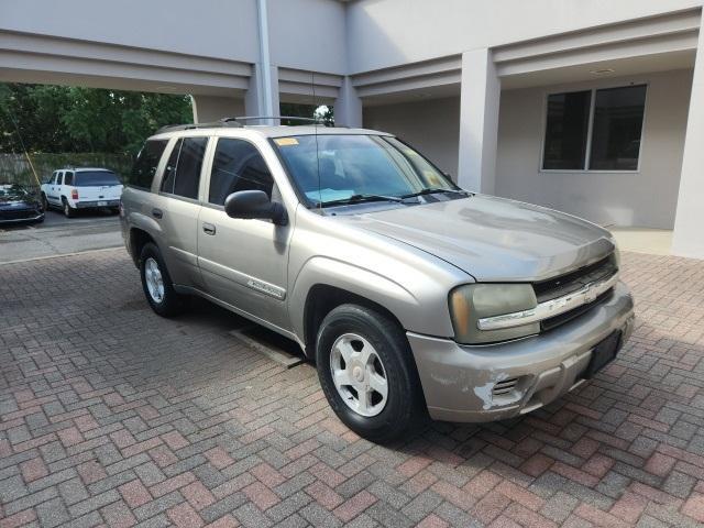 used 2002 Chevrolet TrailBlazer car, priced at $2,500