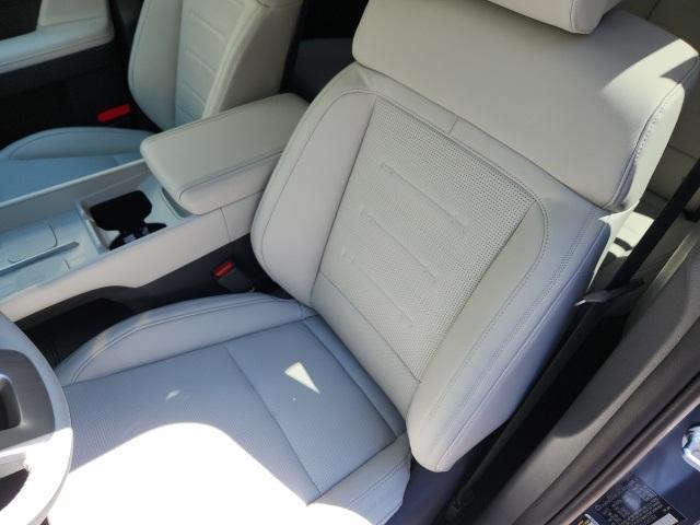 new 2025 Hyundai Santa Fe car, priced at $49,075