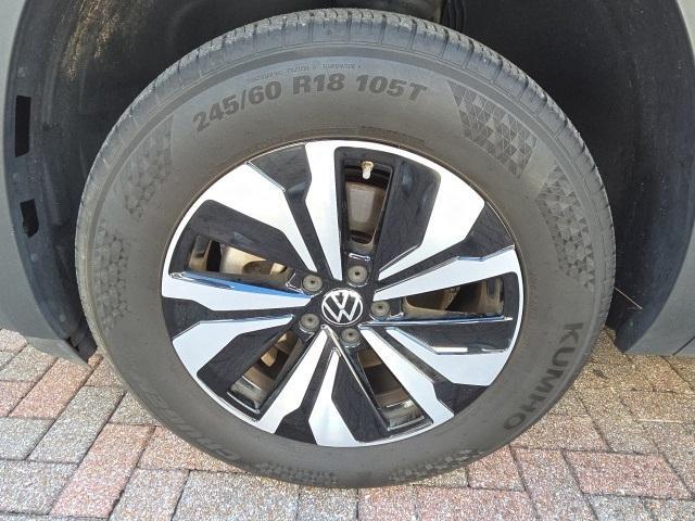 used 2024 Volkswagen Atlas car, priced at $30,450
