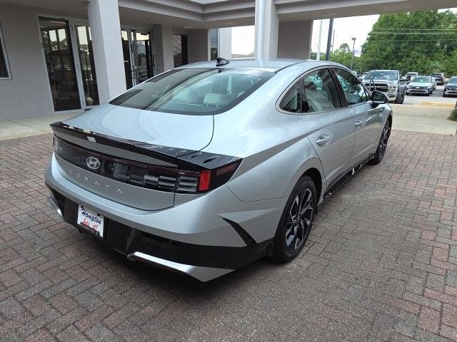 new 2025 Hyundai Sonata car, priced at $29,855