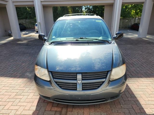 used 2006 Dodge Grand Caravan car, priced at $3,500