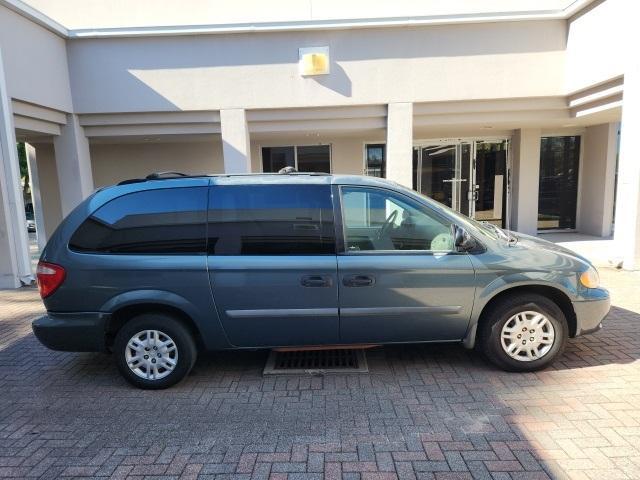 used 2006 Dodge Grand Caravan car, priced at $3,500