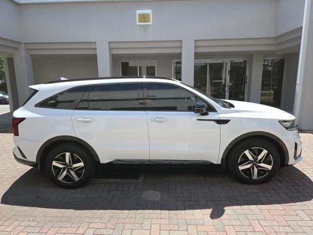 used 2022 Kia Sorento car, priced at $26,780