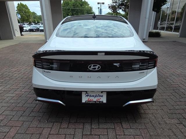 new 2025 Hyundai Sonata Hybrid car, priced at $40,030