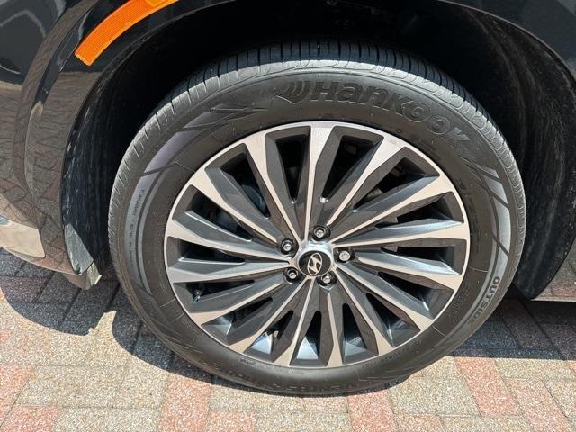 used 2024 Hyundai Palisade car, priced at $41,995