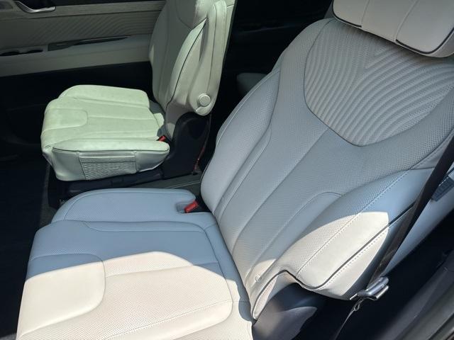 used 2024 Hyundai Palisade car, priced at $41,995