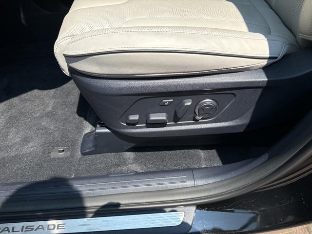 used 2024 Hyundai Palisade car, priced at $41,995