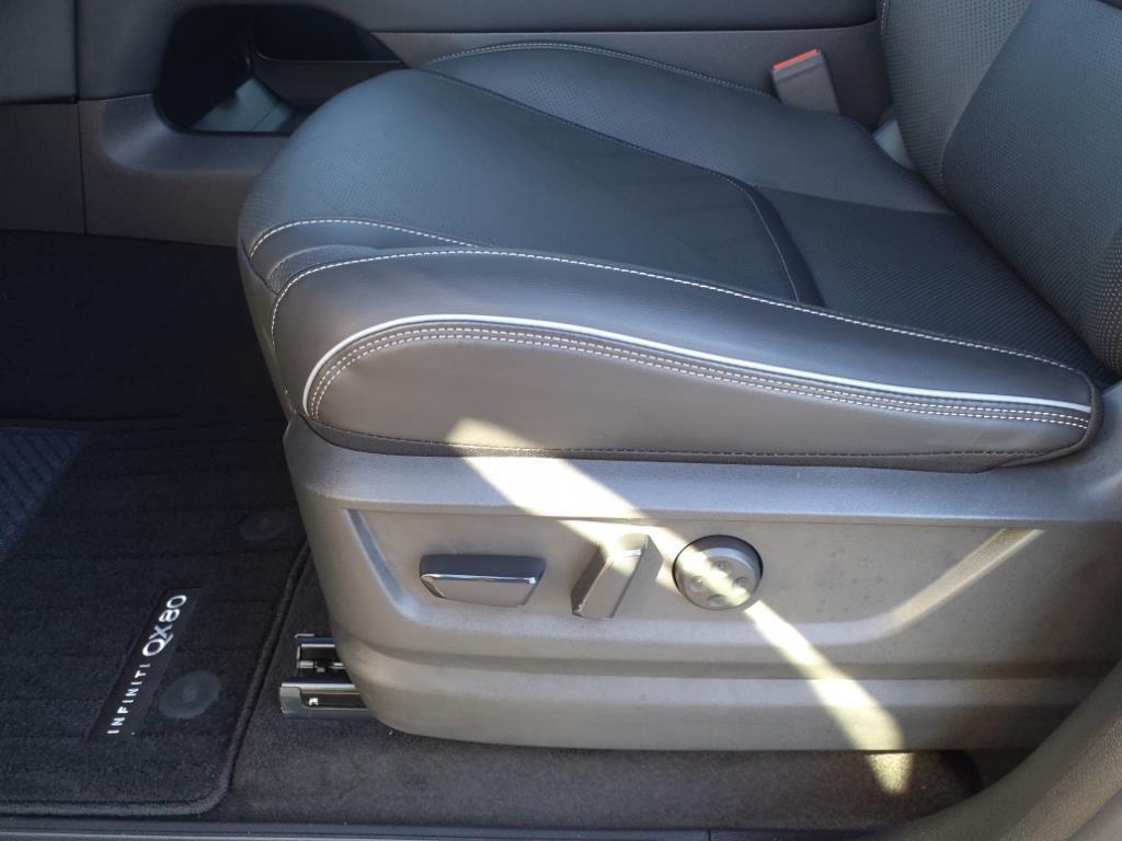 new 2025 INFINITI QX80 car, priced at $81,337