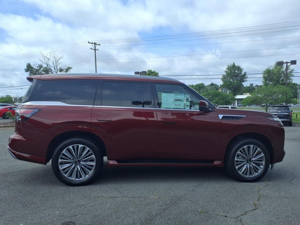 new 2025 INFINITI QX80 car