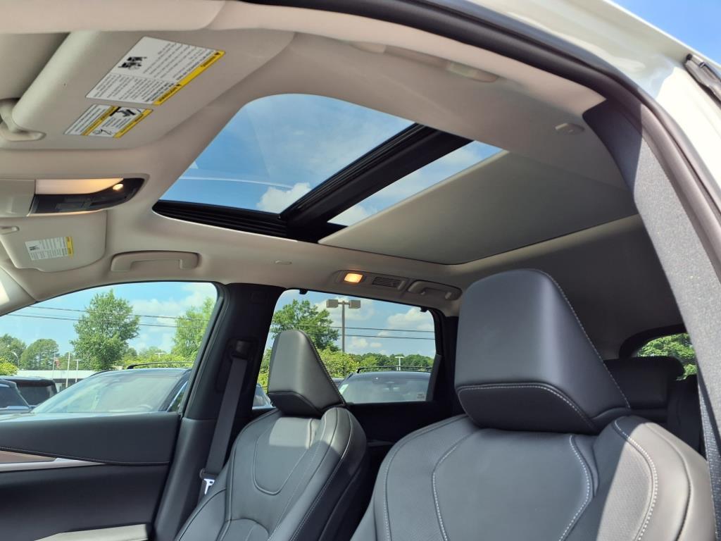 new 2025 INFINITI QX60 car, priced at $52,155