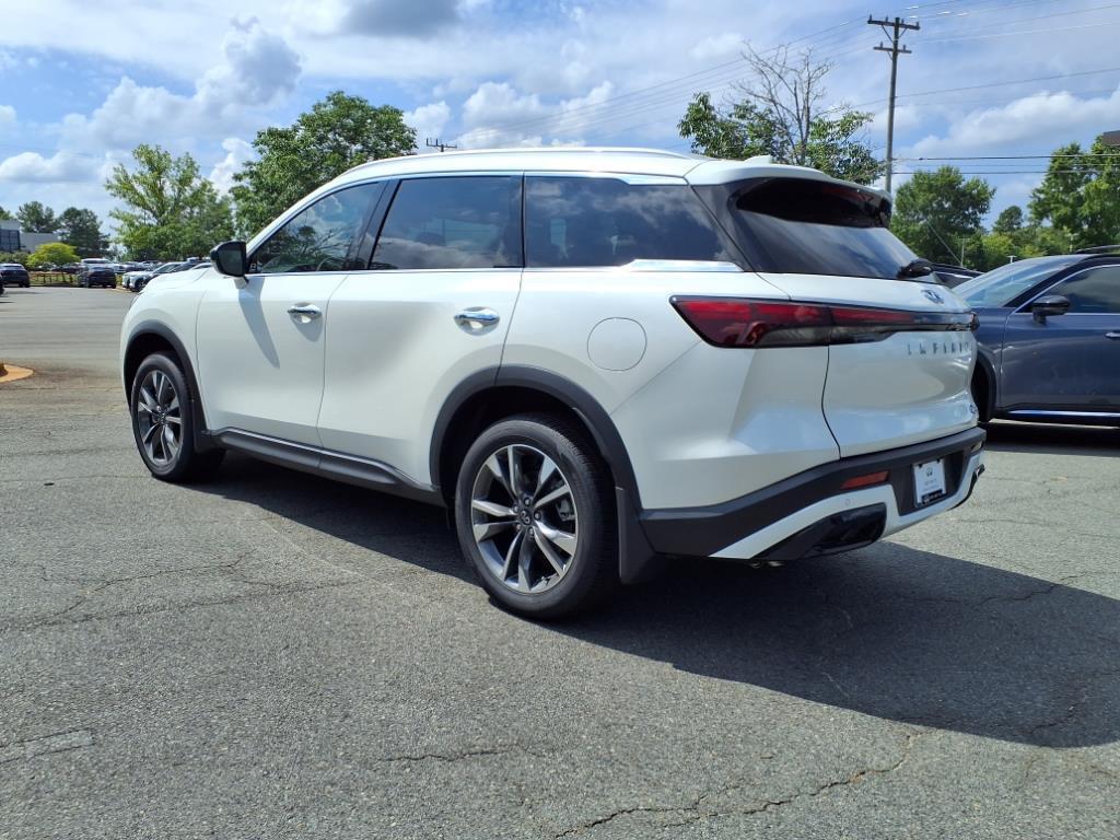 new 2025 INFINITI QX60 car, priced at $52,155