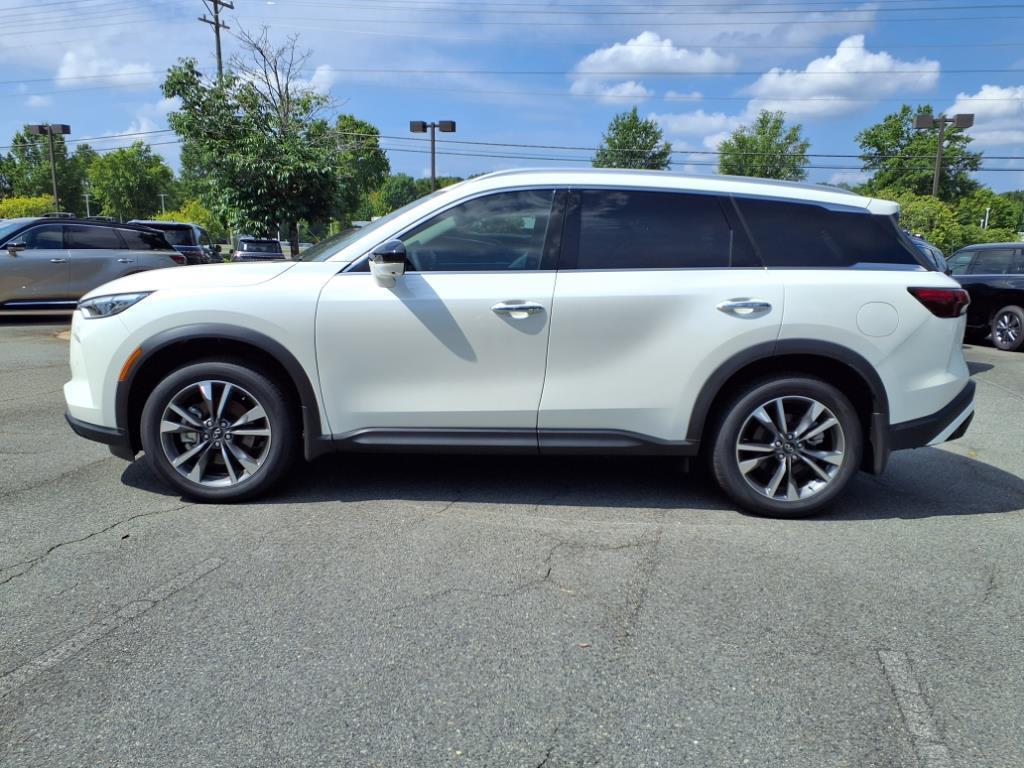 new 2025 INFINITI QX60 car, priced at $52,155