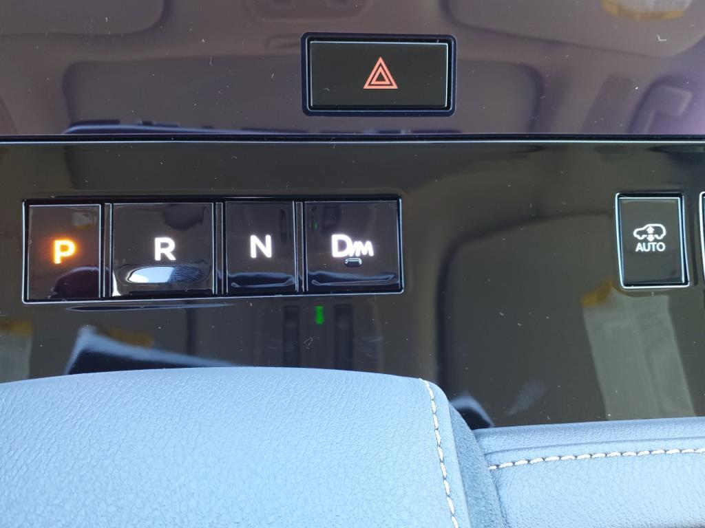 new 2025 INFINITI QX80 car, priced at $92,701