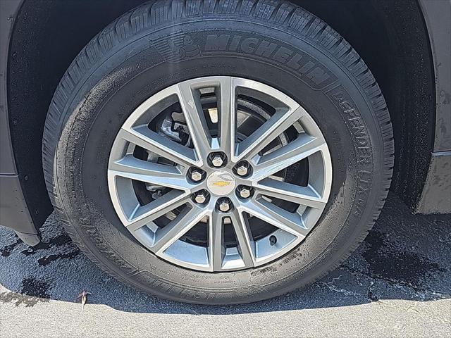 used 2022 Chevrolet Traverse car, priced at $25,987