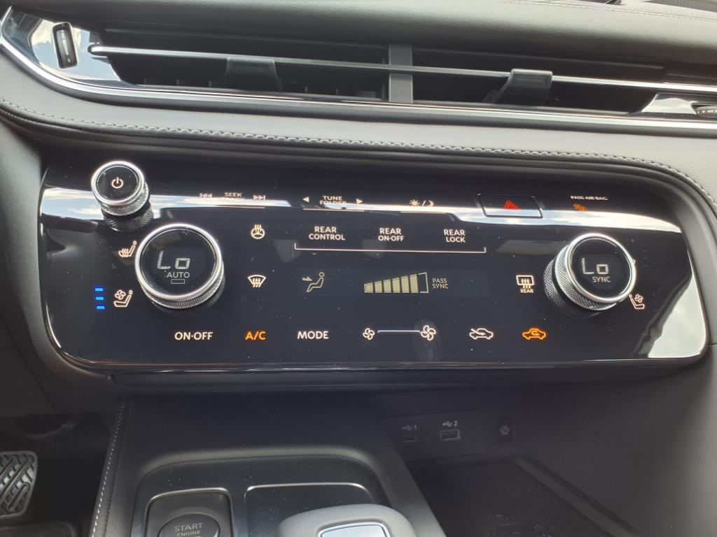 new 2025 INFINITI QX60 car, priced at $55,996