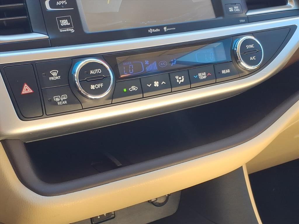 used 2015 Toyota Highlander car, priced at $16,999